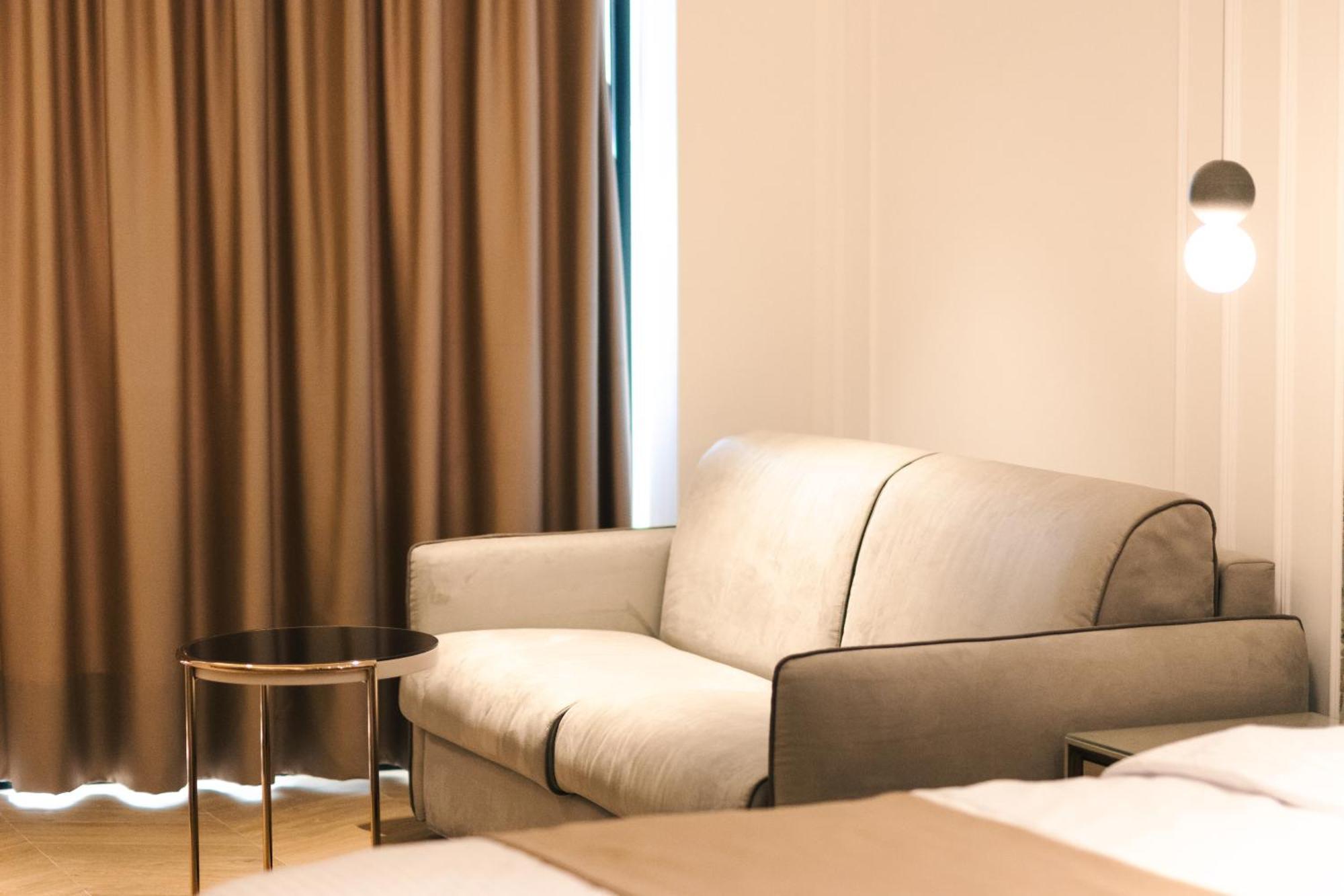 Miramar Hotel อุลซิน ภายนอก รูปภาพ