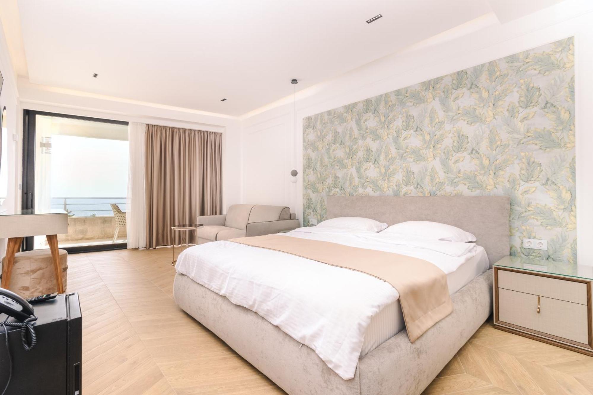 Miramar Hotel อุลซิน ภายนอก รูปภาพ